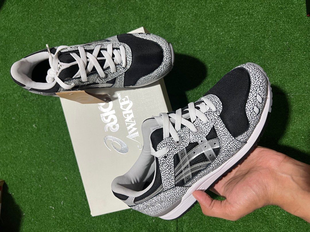 asics x awake