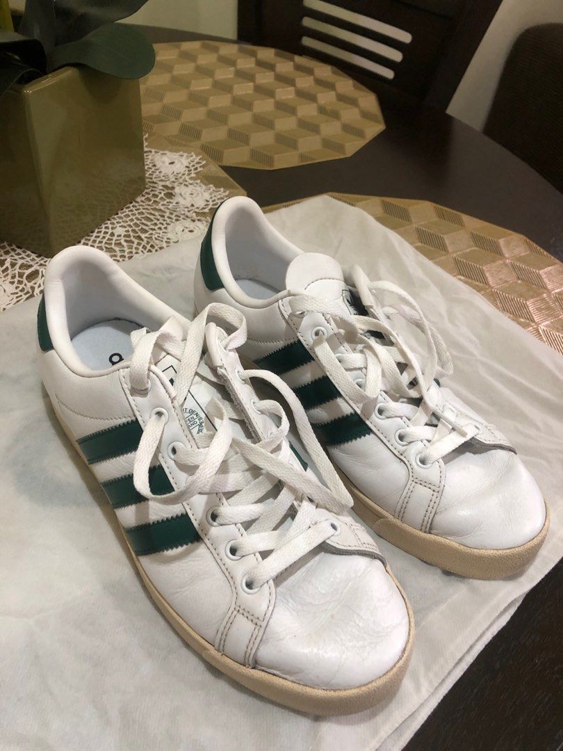 Authentic Adidas white sneakers US 7.5 EU 40.5 Unisex