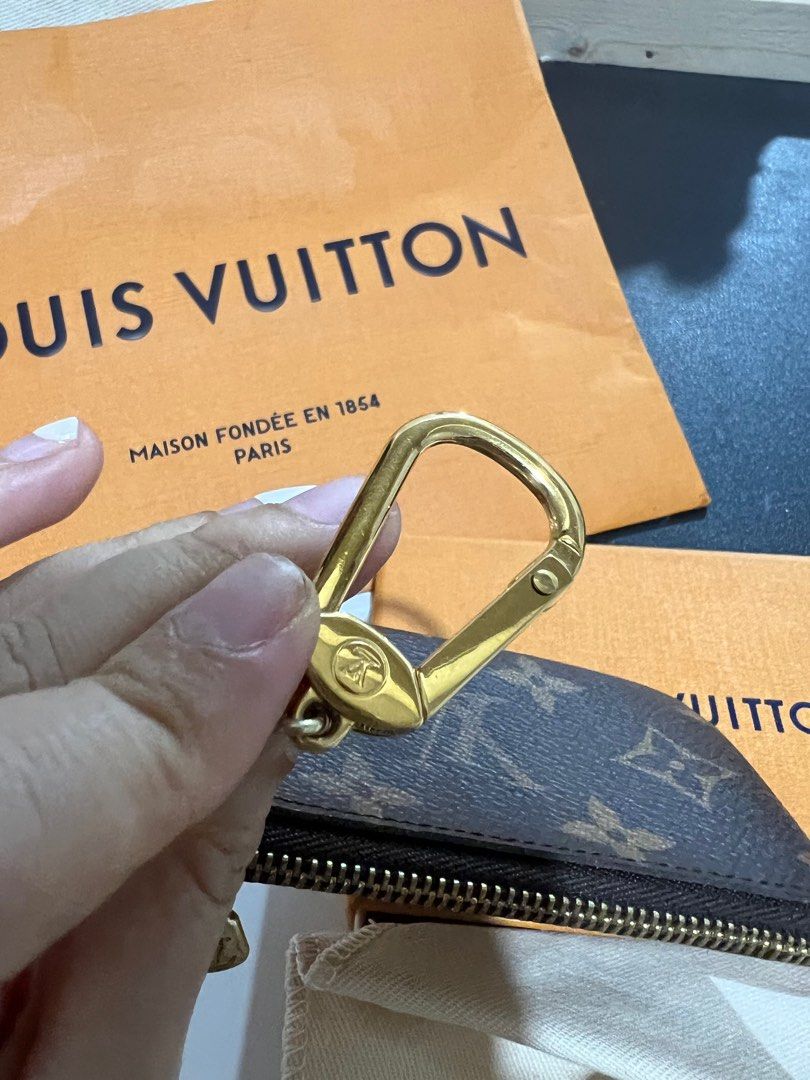 AUTHENTIC LOUIS VUITTON key cles with box, Luxury, Bags & Wallets on