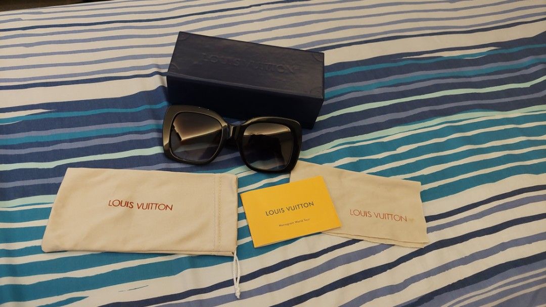 Authentic Preloved LV Sunglasses (Category: Luxury Accessories) located in Manila. Submitted by concy (Listing ID 1229920756, Image 1). Description: with box bought in London.