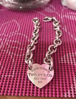 Authentic Tiffany & Co. Center heart bracelet
