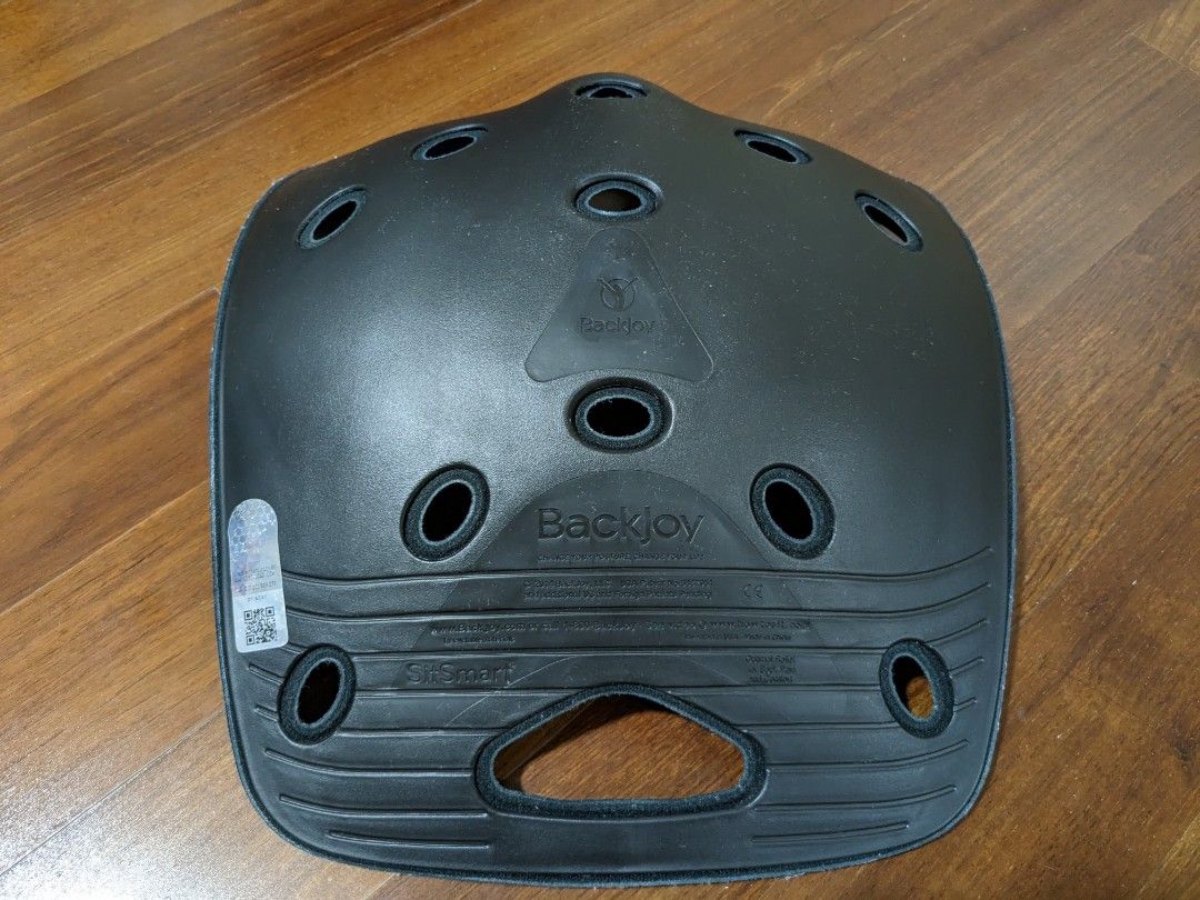 Backjoy support (Category: Braces, Support & Protection) located in Singapore. Submitted by Littlemoon (Listing ID 1229967608, Image 2). Description: Optimal relief for back pain and comfort. In good condition. I only accept cash upon meet up.