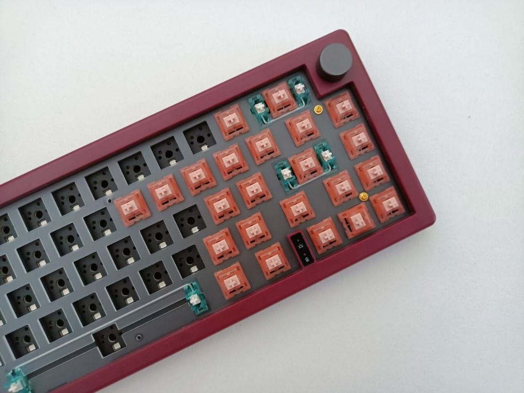 [Brand New] GMK67 with Haze Pink (Silent switch) - Retro 9009 cherry