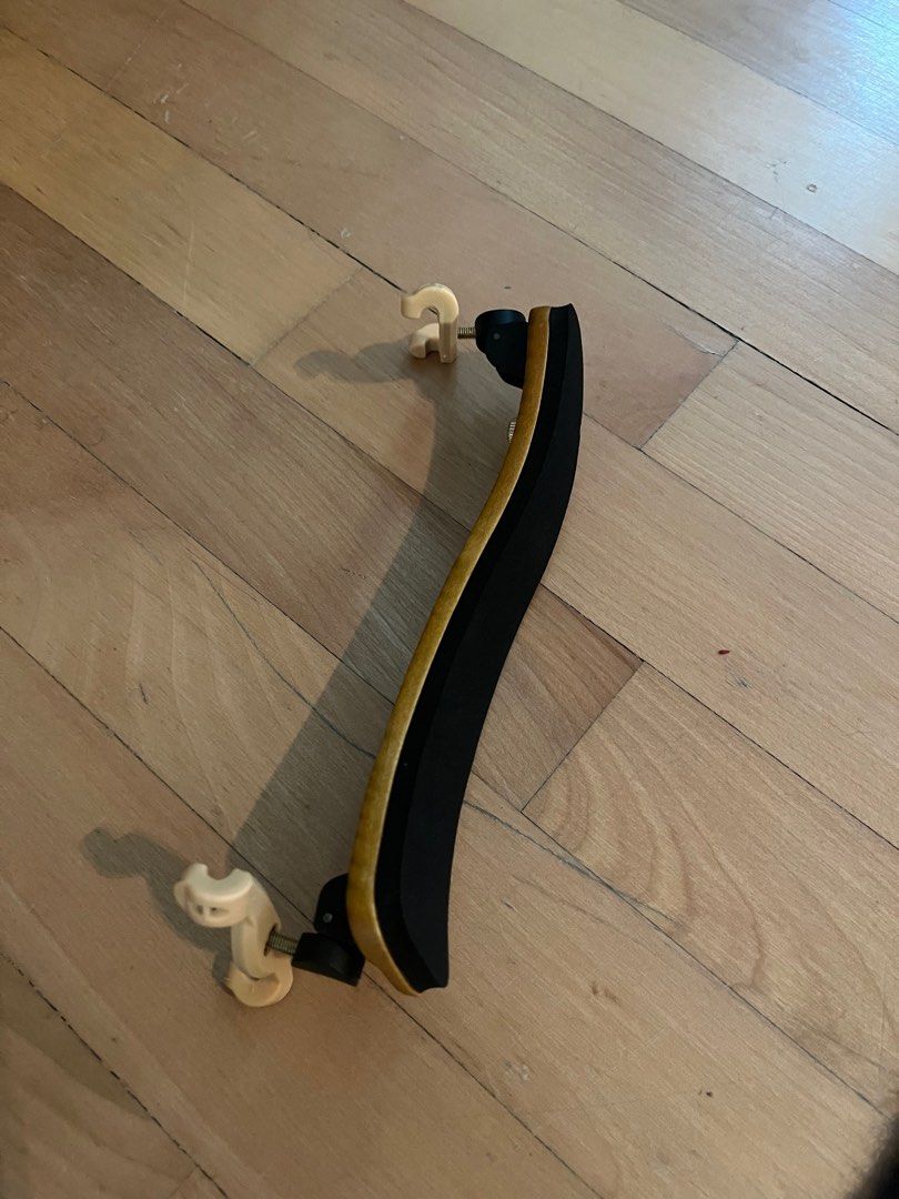 (Sold) Brand new Violin wooden carbon fibre lightweight maple shoulder