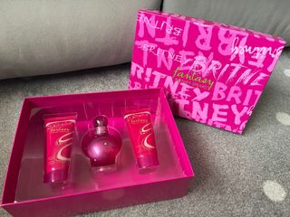 (Category: ) located in . Submitted by blushcloset (Listing ID 1229850643, Image 1). Description: .