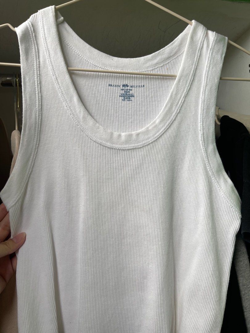 Brandy Melville — Connor Tank Top, Women's Fashion, Tops, Sleeveless on  Carousell