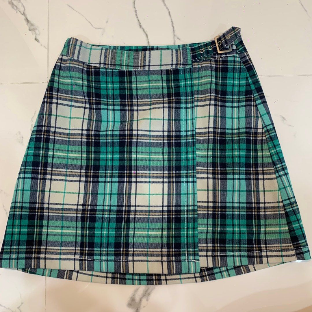 brandy melville green emerson skirt