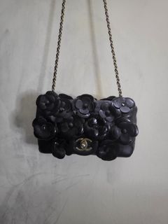 Chanel camelia
