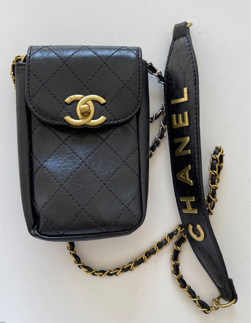 Shop at Ging's - ‼️Auth CC VIP Gift Multi-Pochette Phone