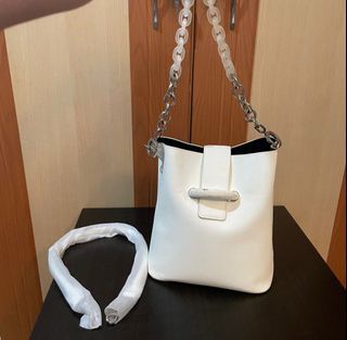 Charles & keith