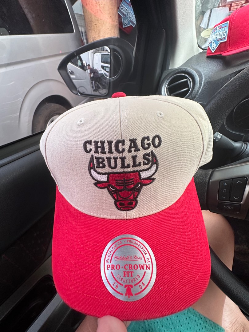 Pro Crown Bulls Snapback Cap by Mitchell & Ness