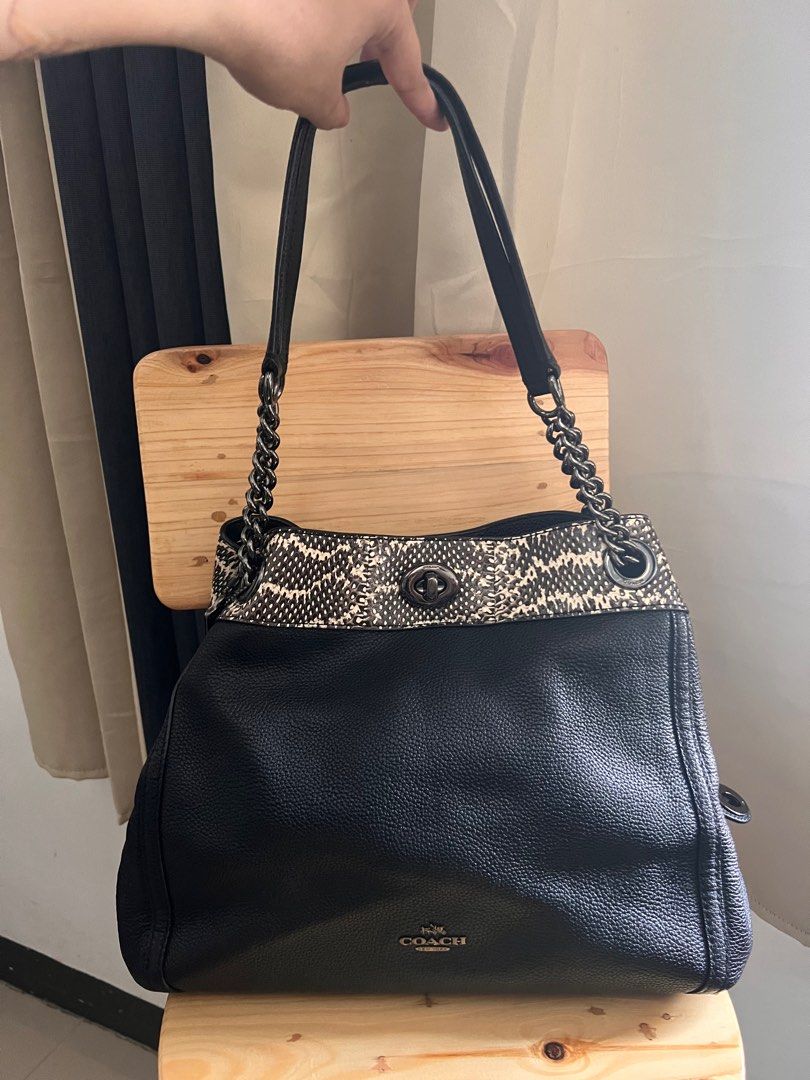 Coach Turnlock Edie (Category: Luxury Bags & Wallets) located in Mandaluyong City. Submitted by marz.shopping (Listing ID 1229875964, Image 1). Description: Original.