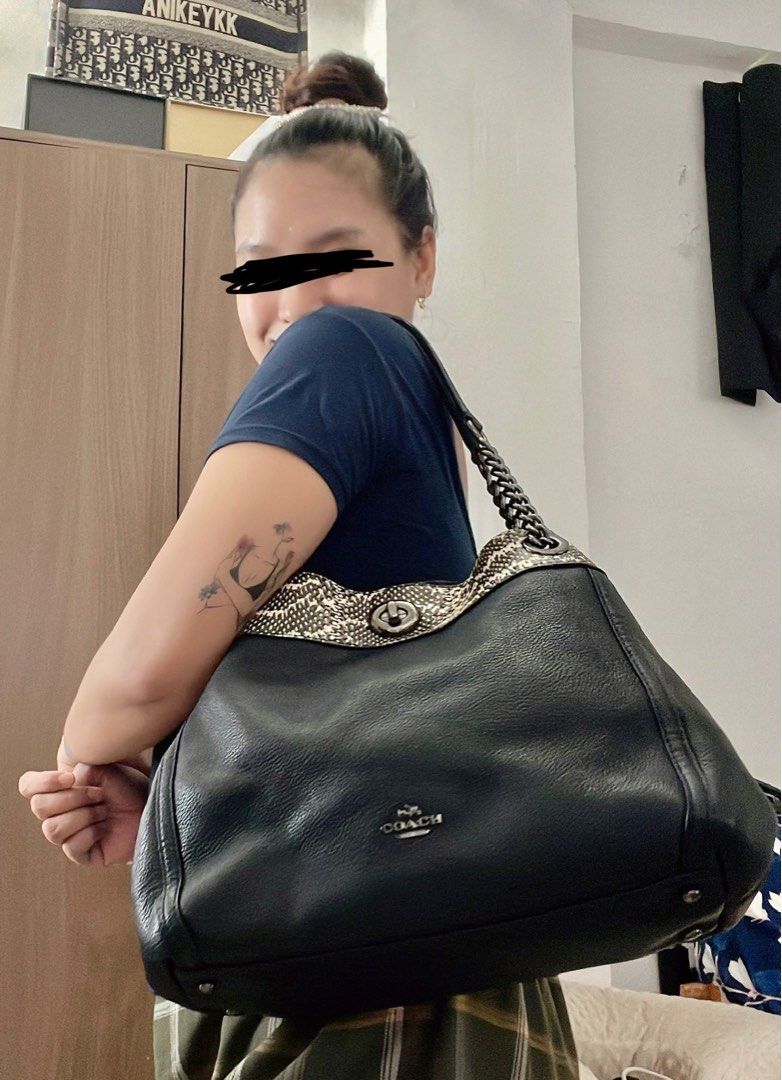 Coach Turnlock Edie (Category: Luxury Bags & Wallets) located in Mandaluyong City. Submitted by marz.shopping (Listing ID 1229875964, Image 2). Description: Original.