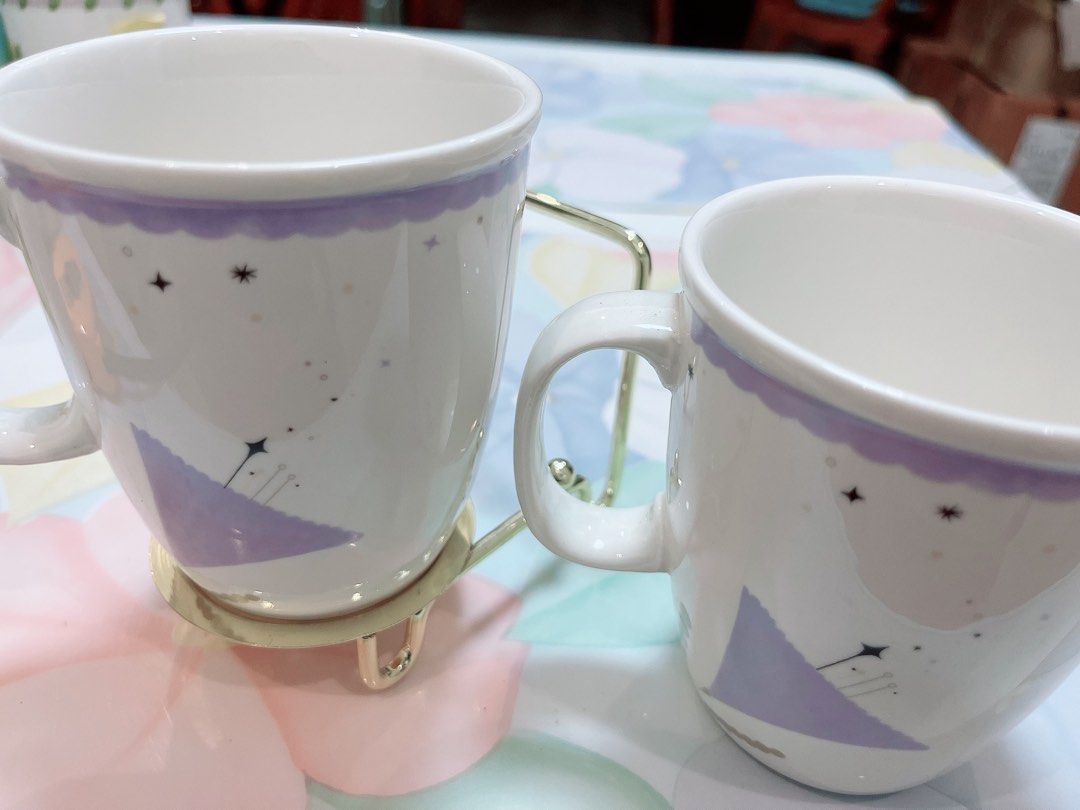 Corelle and Corningware mugs (Category: Coffee & Tea Tableware) located in Silay City. Submitted by royal_salisbury.0215 (Listing ID 1229948370, Image 1). Description: ₱900 for 3 mugs 🌺 2 Corelle (same design) 🌺 1 Corning USA .