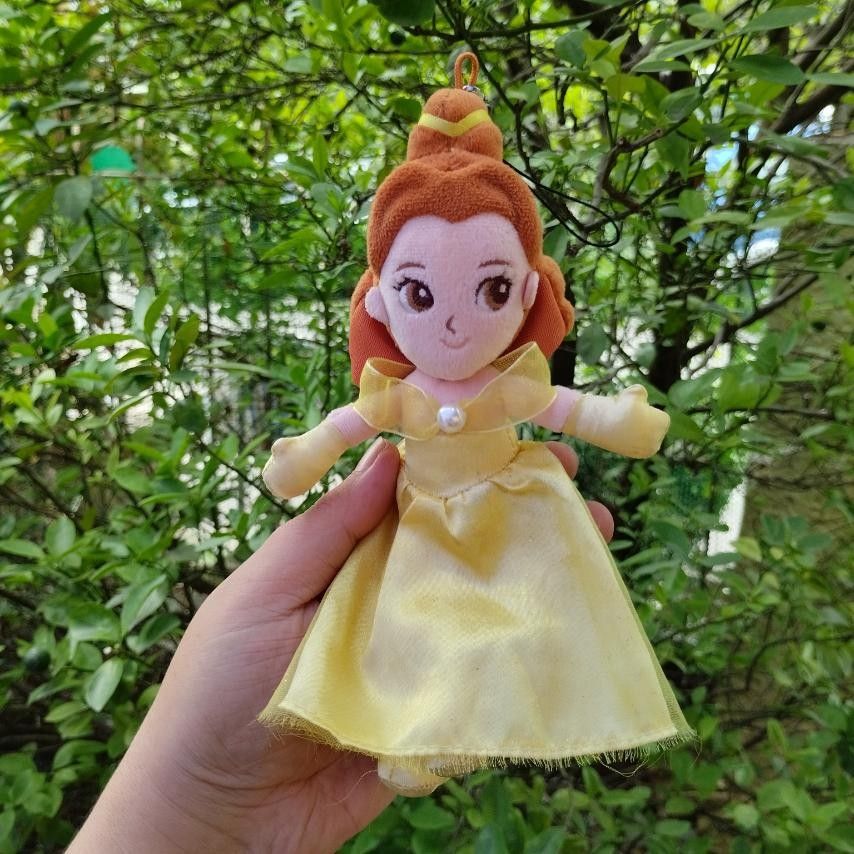 DISNEY Beauty & the Beast Plush Doll (Category: Plushies & Soft Toys) located in Cainta. Submitted by japananikanik (Listing ID 1229945989, Image 1). Description: -8 inches - Preloved - From Japan - NO FLAWS - Item on Hand ready for shipping - Great for gift/collection Prices are for the Item only SHIPPING FEE NOT INCLUDED legit seller.