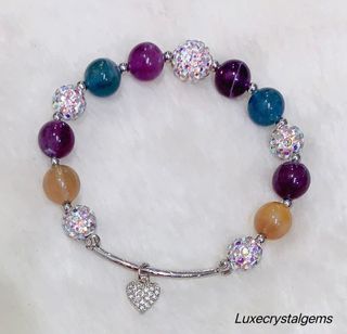 (Category: ) located in . Submitted by luxecrystalgems (Listing ID 1229910990, Image 1). Description: .