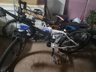 (Category: ) located in . Submitted by qq126 (Listing ID 1229980586, Image 1). Description: .
