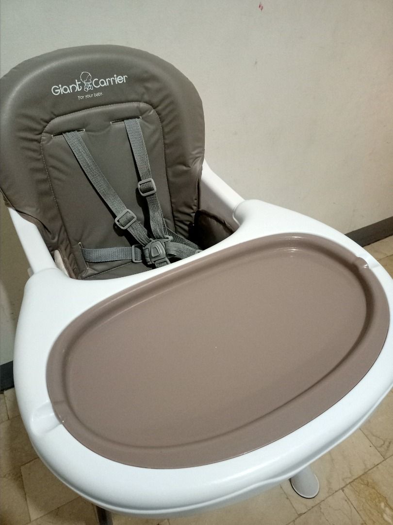 GIANT CARRIER Nisha High Chair, Babies & Kids, Nursing & Feeding, Baby