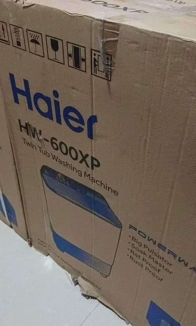 HAIER TWIN TUB WASHING MACHINE, TV & Home Appliances, Washing Machines