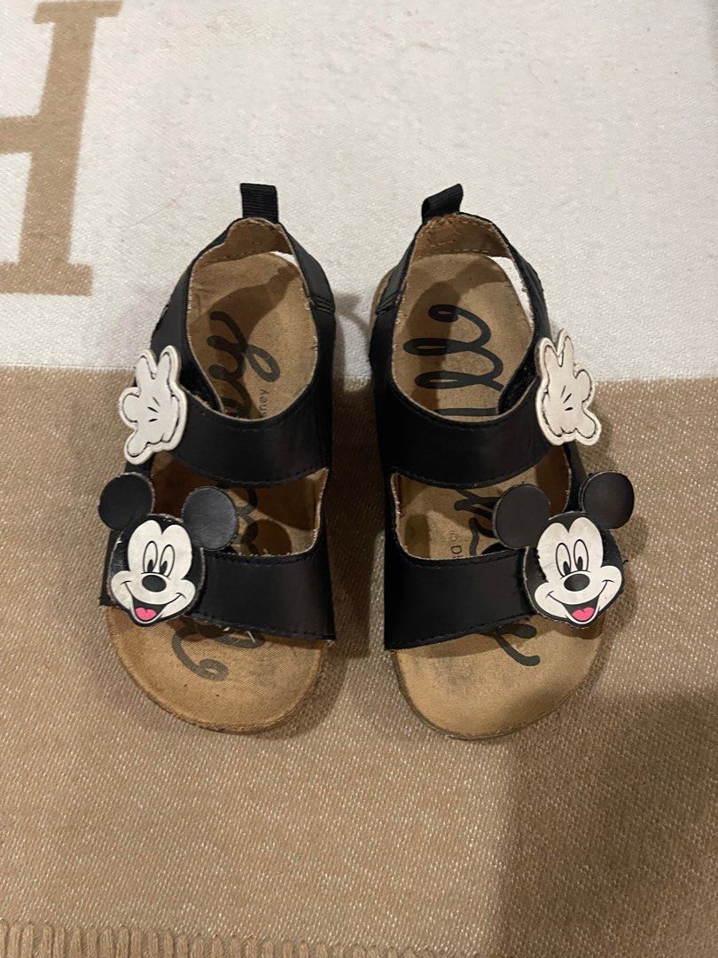 Mickey mouse hotsell sandals h&m