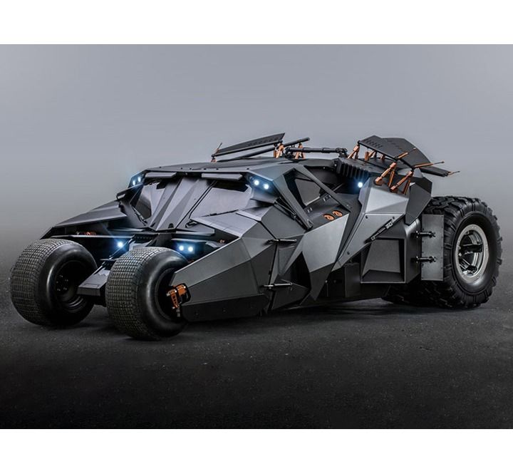 Hot Toys 1/6 Batman Begins Batmobile Collectible Race Sport Car