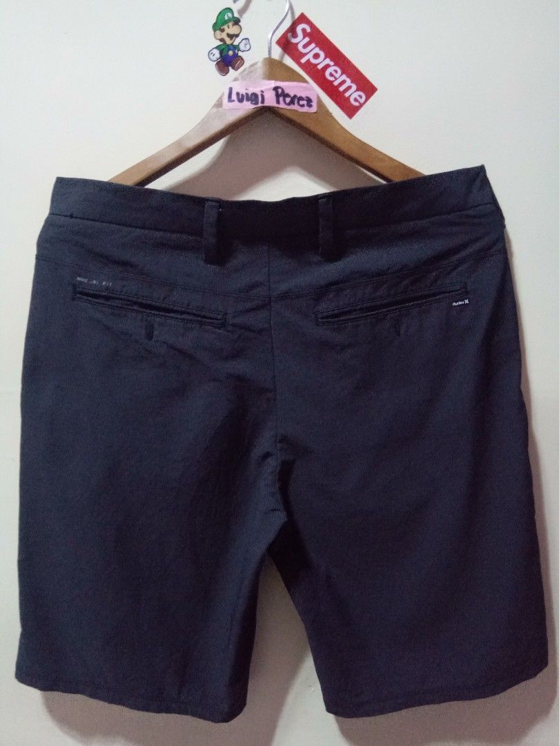 HURLEY WALKSHORT, Men's Fashion, Bottoms, Shorts on Carousell