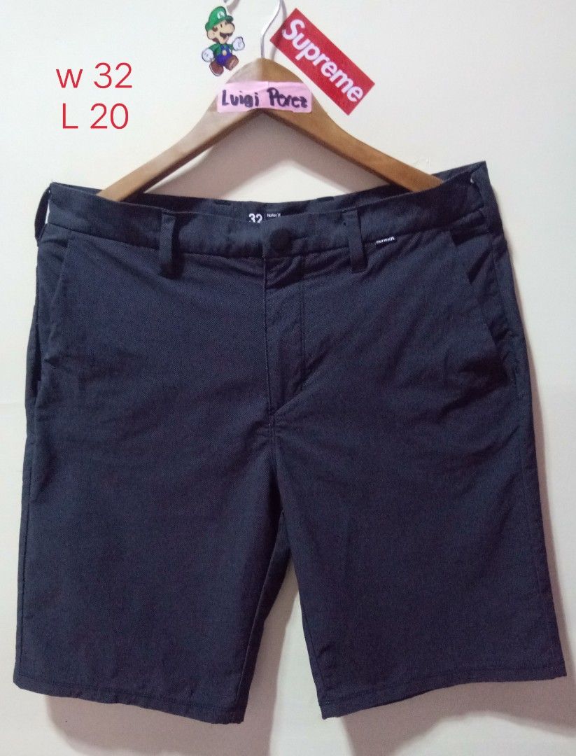 HURLEY WALKSHORT, Men's Fashion, Bottoms, Shorts on Carousell