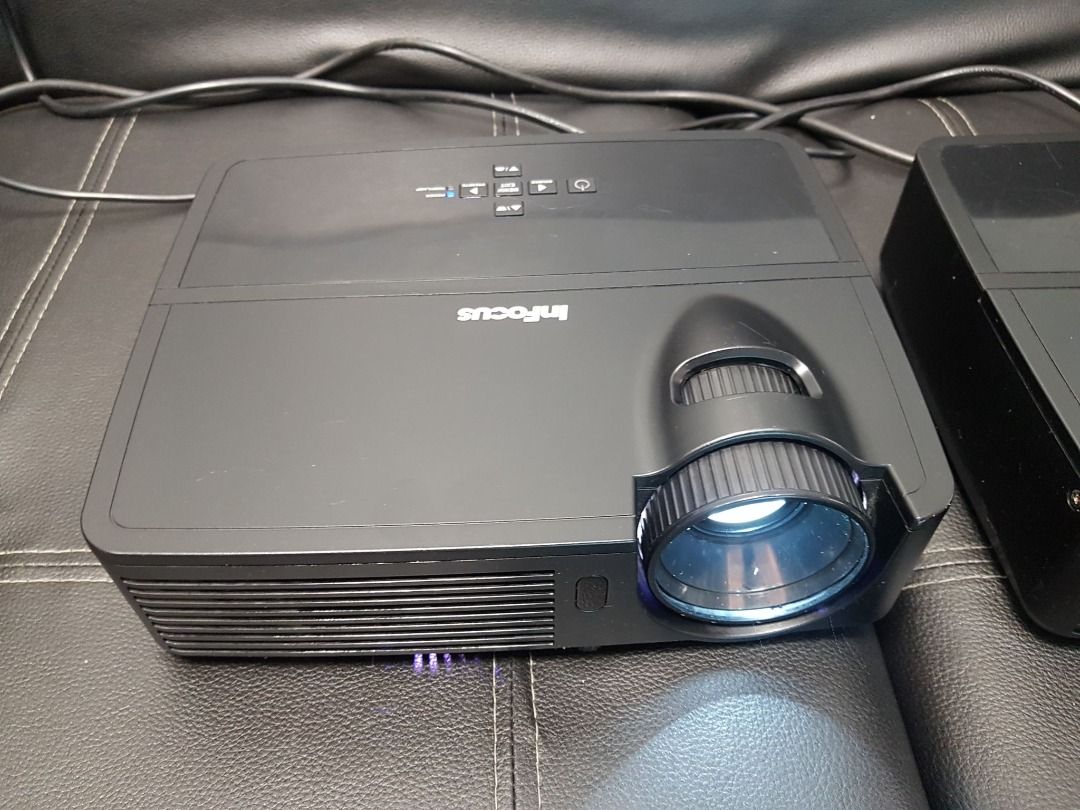 infocus in112 projector 2700 lumens bright display DLP, TV & Home ...