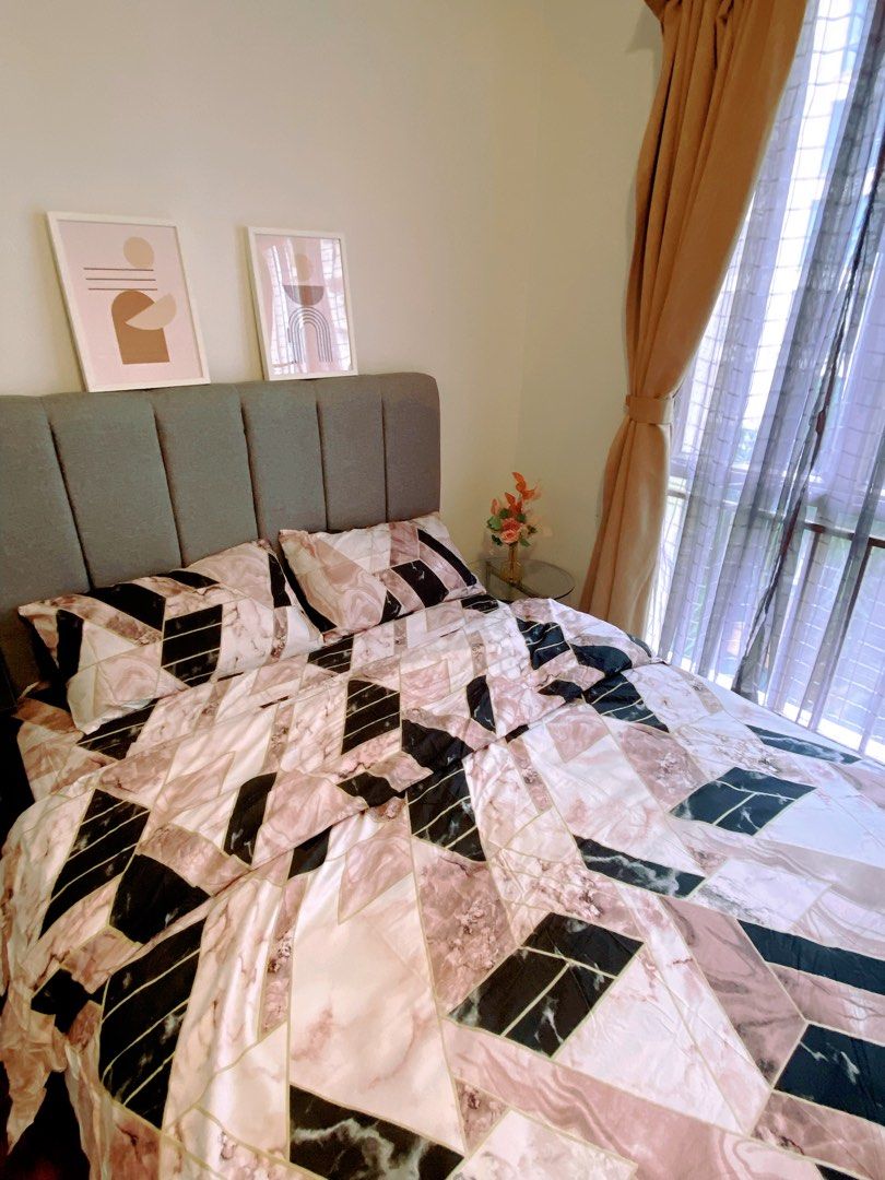 Kembangan mrt Astoria Park Condo Master Bedroom for Couple stay
