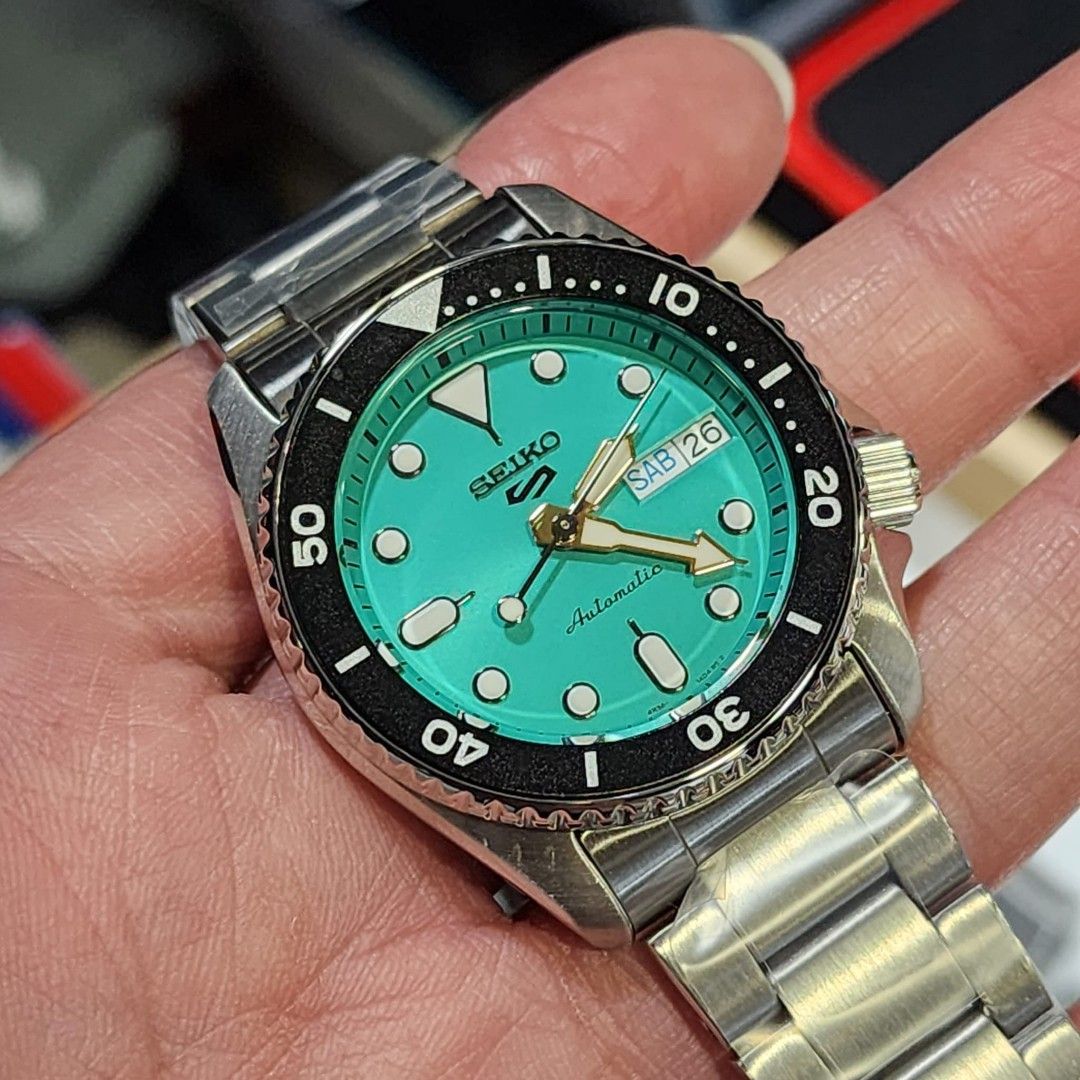 Latest seiko 5 (38mm), Luxury, Watches on Carousell