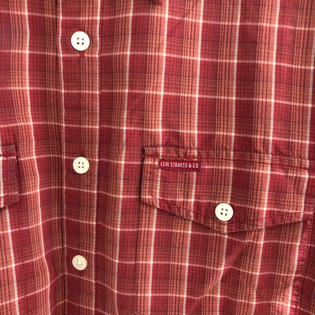 Levis Red Tab Long Sleeve Polo Shirt (Category: Tshirts & Polo Shirts ) located in Cainta. Submitted by stuffbyjp (Listing ID 1229986123, Image 3). Description: Levis Red Tab Long Sleeve Polo Shirt Condition: 9.5/10. Crisp excellent condition. Issues: Pinhole on upper right chest and bottom hem (see photos), small dot stain (unnoticeable) Size: L Chest: 21.5” Length: 31” Mobile: 09772418650 Payment: BDO Deposit or Gcash Kindly fill the order form