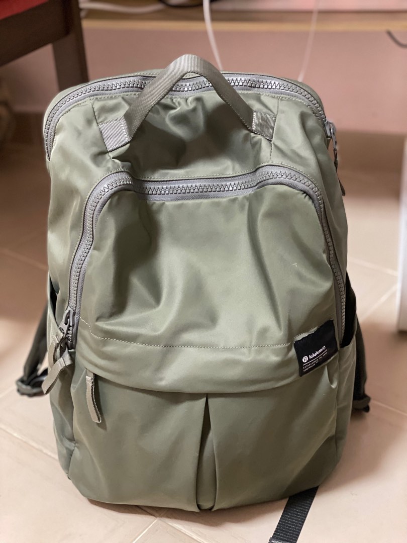 Green cheap lululemon backpack