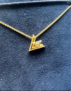 LV Instinct Pendant Necklace, Luxury, Accessories on Carousell