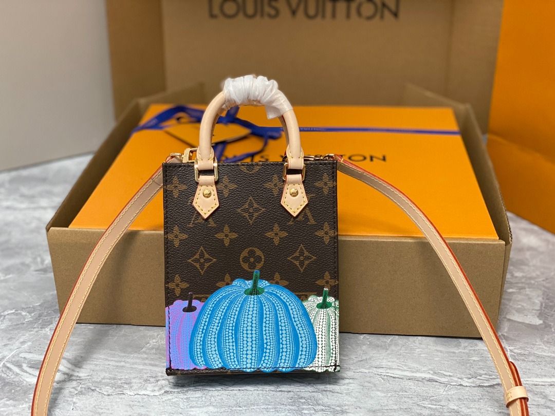 Unboxing Louis Vuitton - 2023 LV x YK Petit Sac Plat Mini Tote in