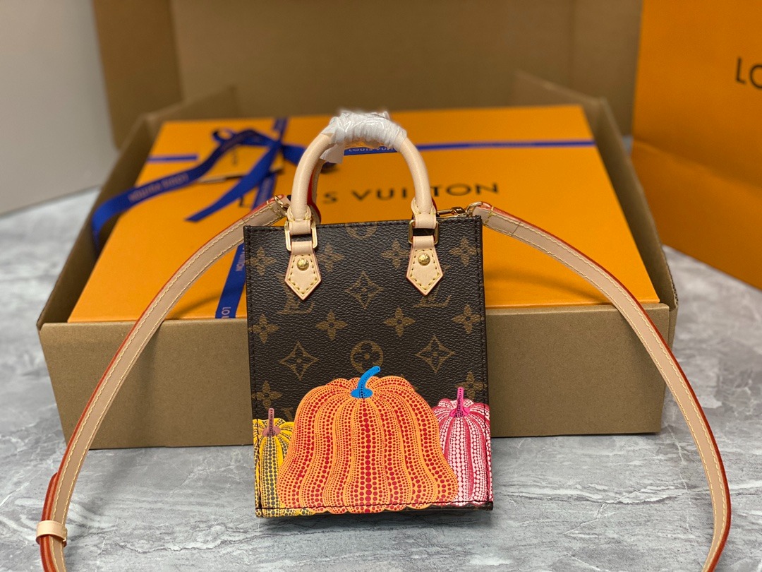 Unboxing Louis Vuitton - 2023 LV x YK Petit Sac Plat Mini Tote in