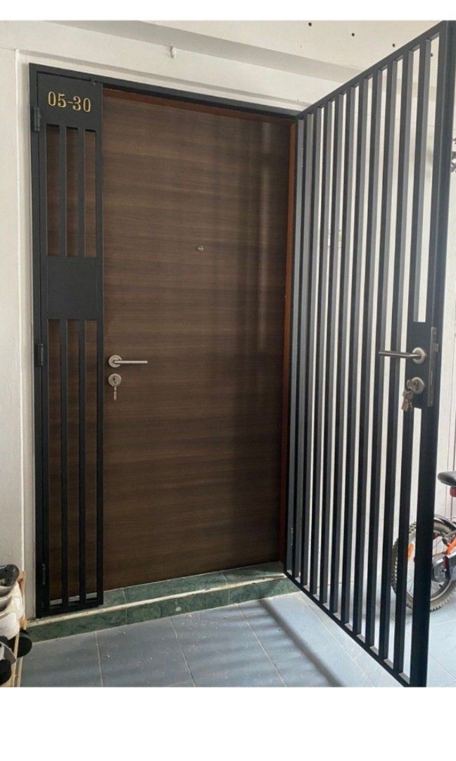 Main gate and main door bundle, Furniture & Home Living, Security