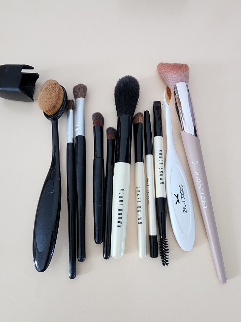 Make Up Tools （分類：化妝品）位於 Hong Kong。 由 susu0810 提交（商品編號 1229890829，圖片 1）。簡介： 。