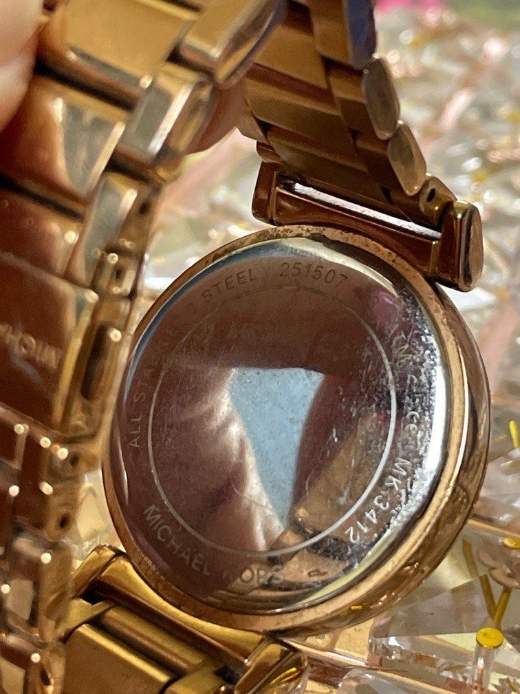 Michael kors watch with nice rainbow sheen Luxury Watches on