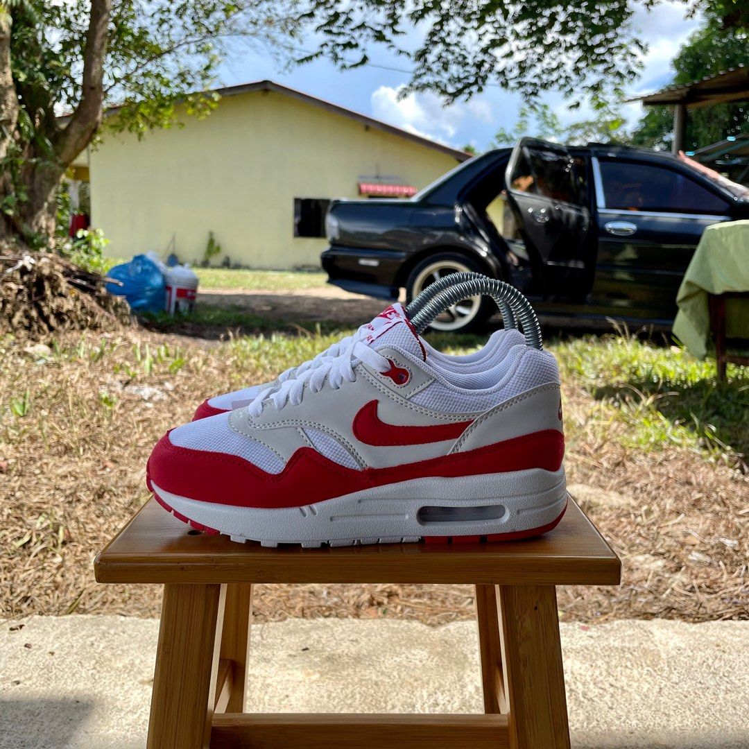 Nike air cheap max 23.5