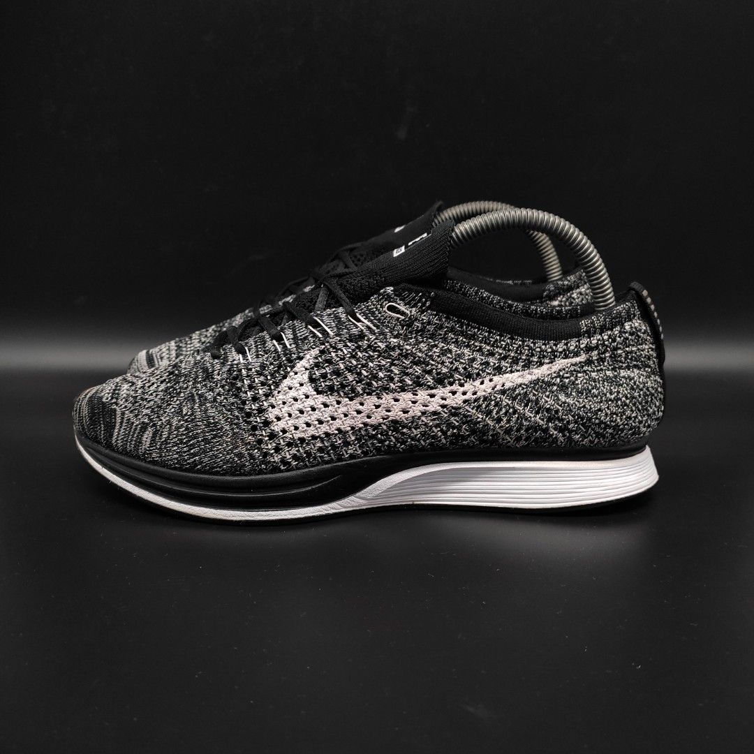 Nike flyknit outlet racer oreo 2
