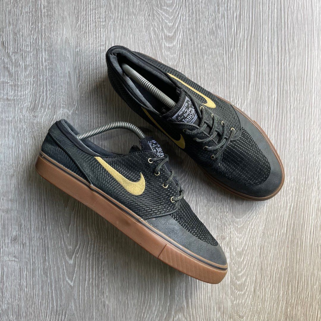 nike stefan janoski 9 uk Men s Fashion Footwear Sneakers on