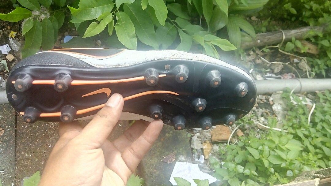 nike tiempo original