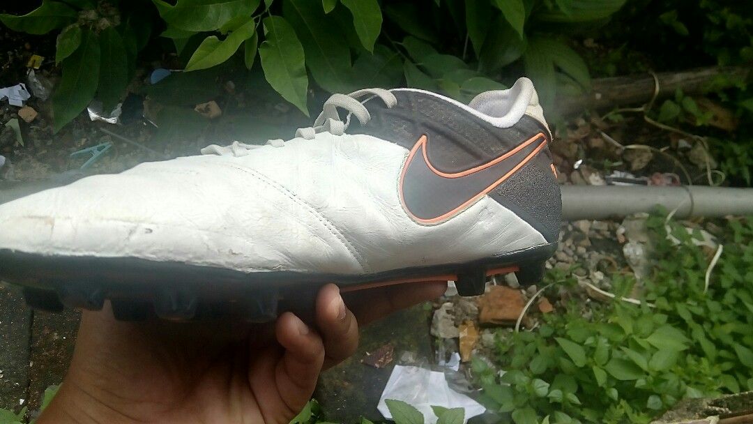 nike tiempo original
