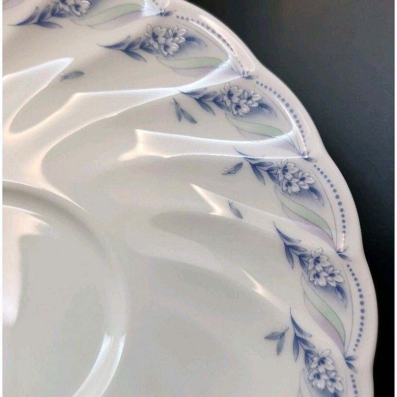 Noritake 2 Sets Made in Japan Clementine 9913 Bone China Cup & Saucer