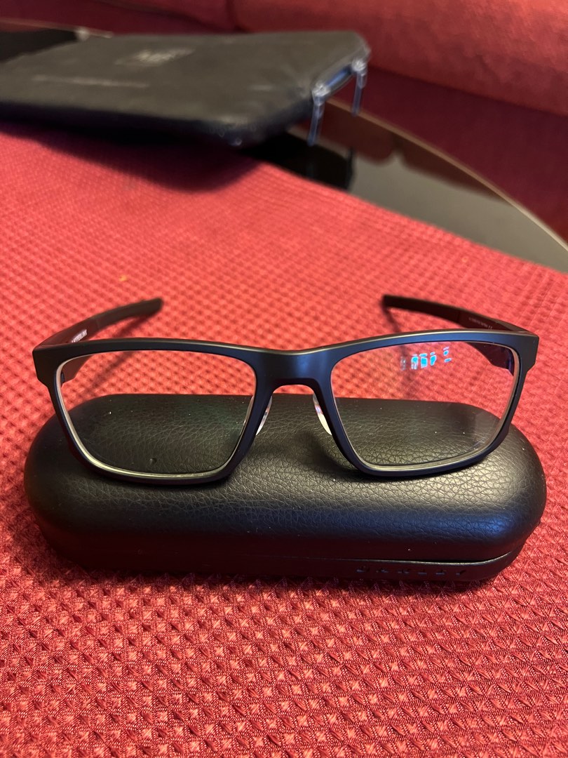 oakley eyeglasses, Men's Fashion, Watches & Accessories, Sunglasses