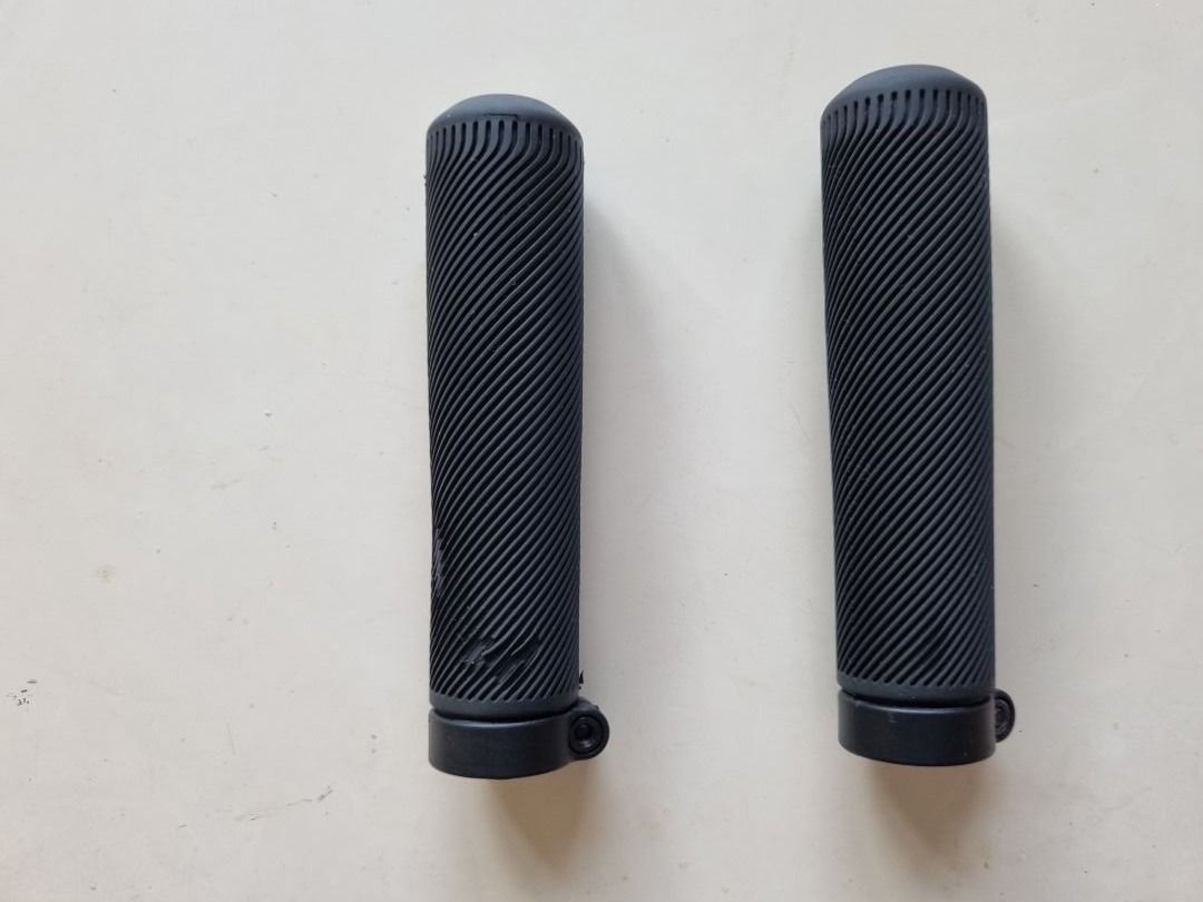 Original Brompton Handlebar Grip, Sports Equipment, Bicycles & Parts
