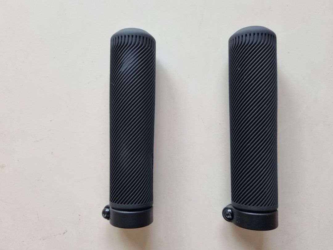 Original Brompton Handlebar Grip, Sports Equipment, Bicycles & Parts
