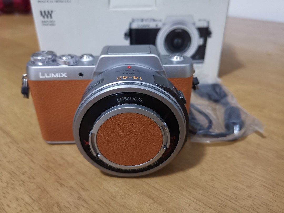 Panasonic lumic GF7 pancake zoom lens, Photography, Cameras on Carousell