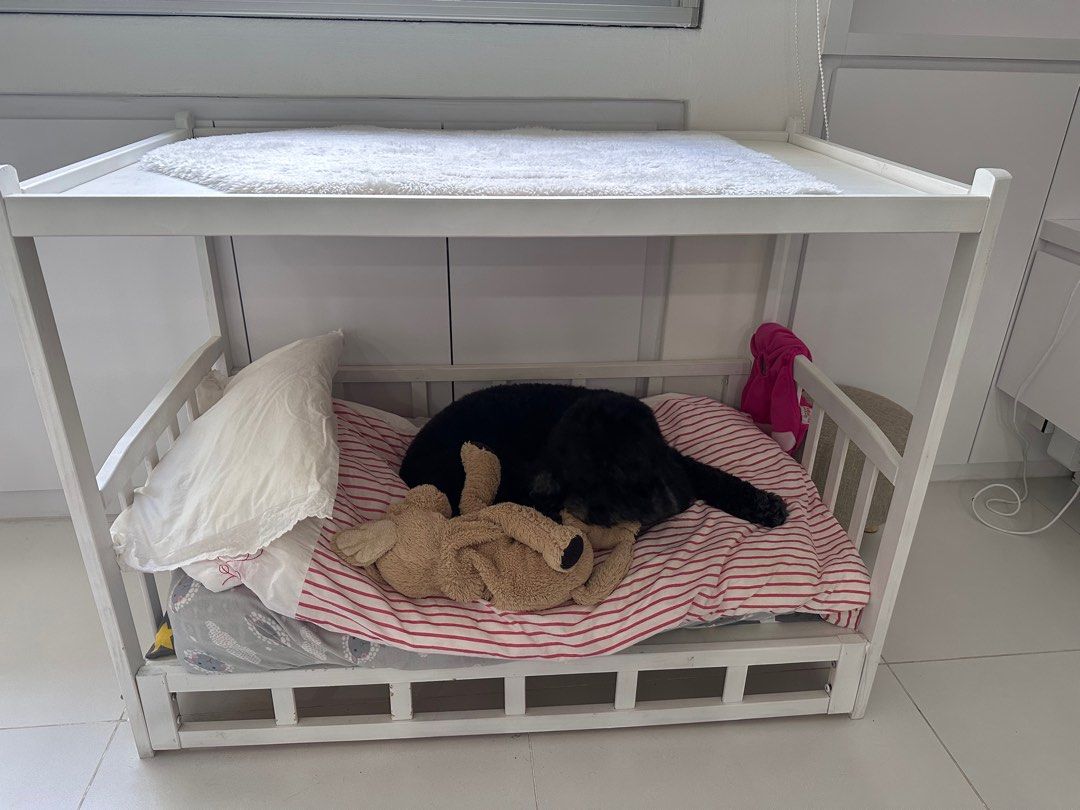 Wooden Pet Bed Frame, Pet Supplies, Homes & Other Pet Accessories on