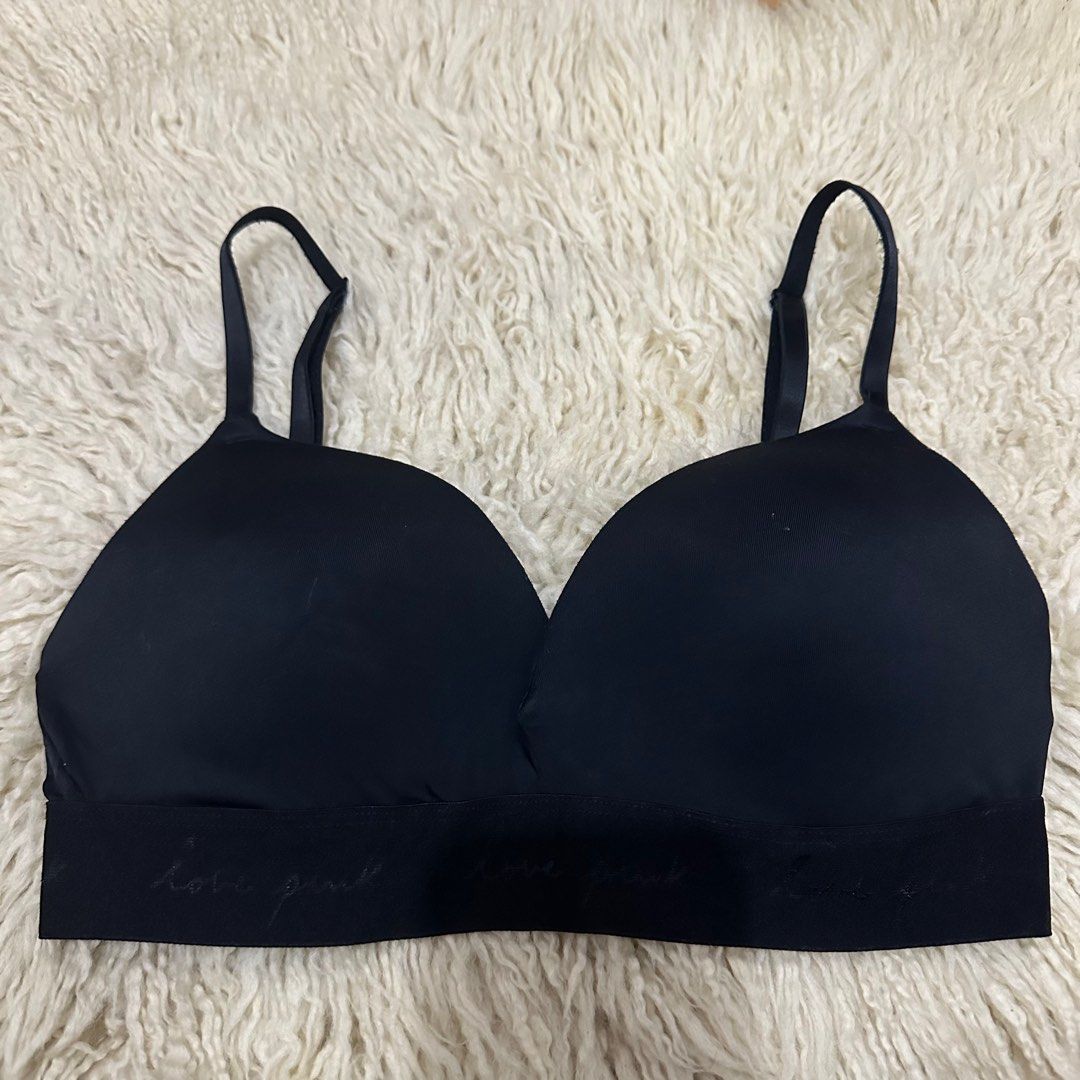 Victoriasecret bra size 32D, new with tags.